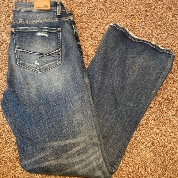 Midrise Inseam Panel Flare: MD